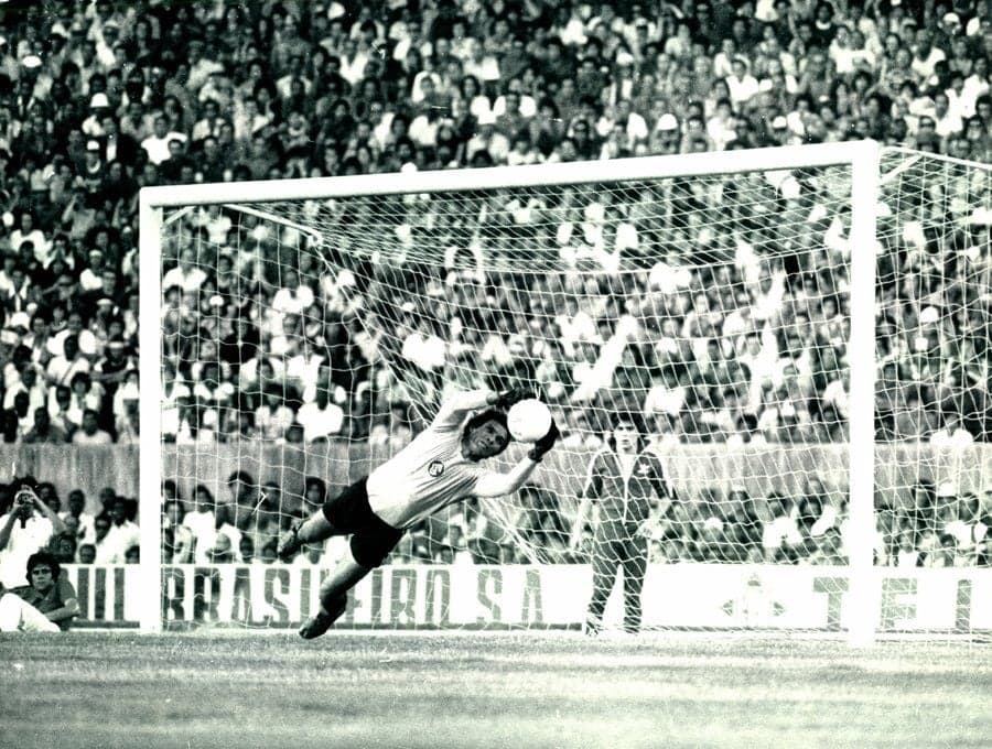 Morre Manga, bicampeão brasileiro pelo Internacional