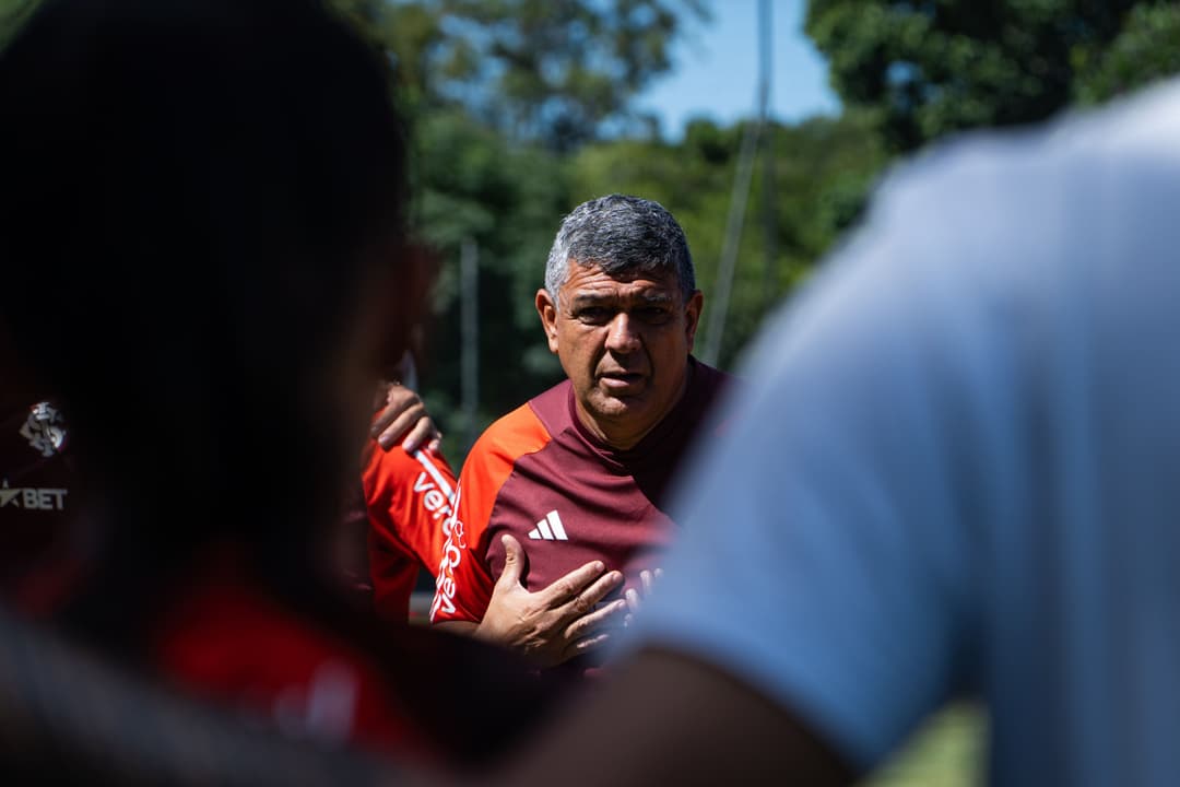 Gurias Coloradas realizam jogo-treino contra o Juventude em Viamão