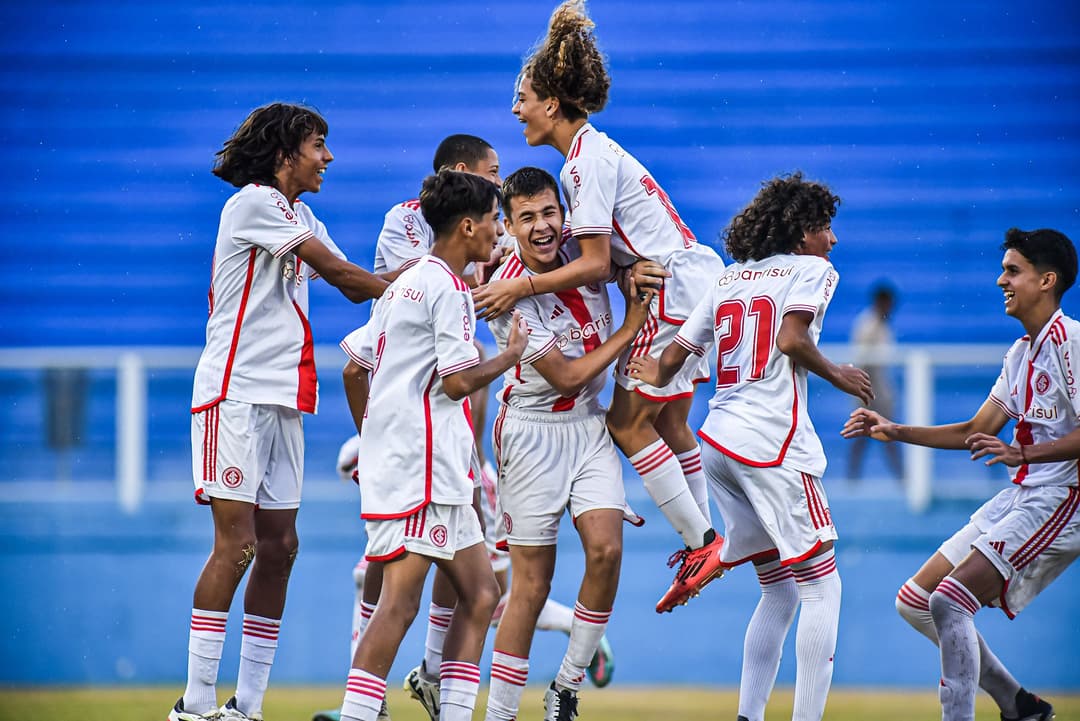 Celeiro de Ases Sub-14 fica entre os quatro melhores da Brasil Soccer Cup