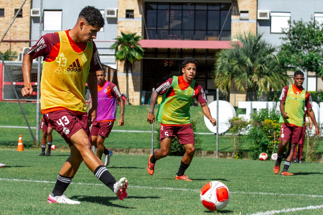 Últimos dias de preparação antes do embarque para a Copa São Paulo