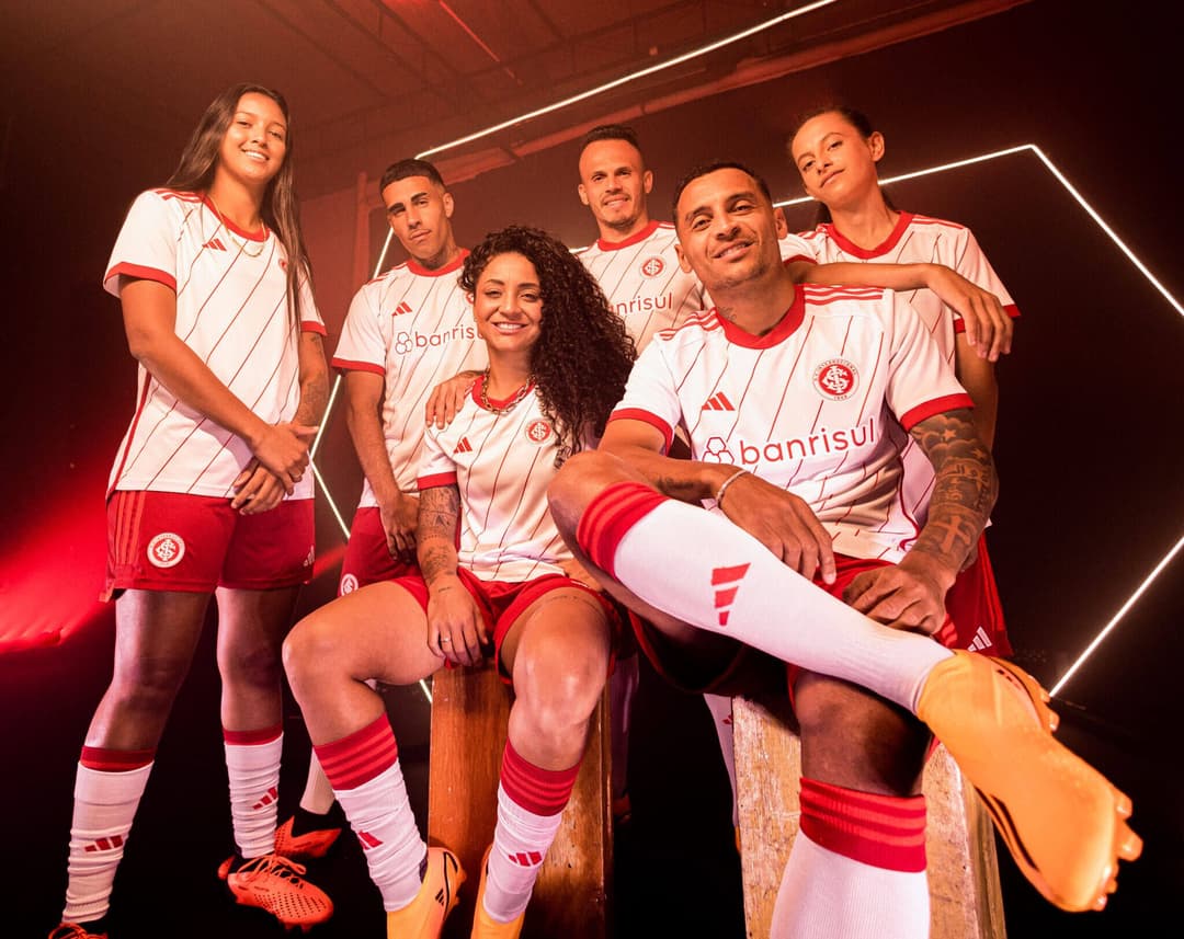 Inter e adidas apresentam a nova camisa II para a temporada 2023/2024