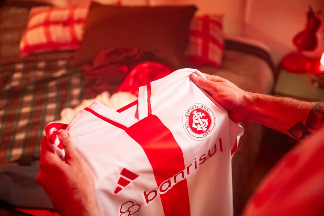Inter e adidas apresentam nova camisa away para 2024